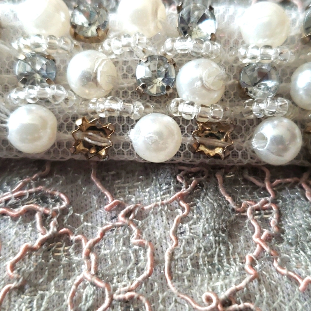 Dress - Picture 4 of 4